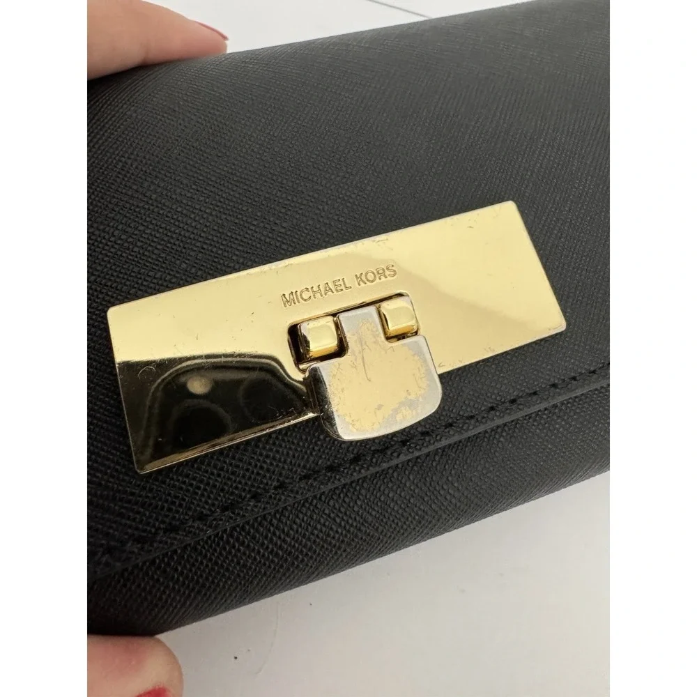 Michael Kors Callie Carryall Accordian Wallet Crossgrain Leather Black‎